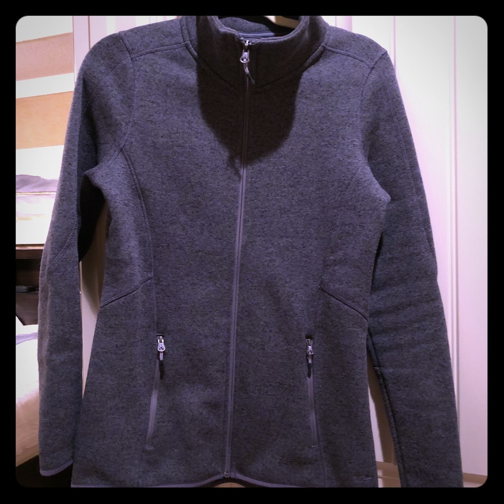 Champion women’s full zip sweater Size M